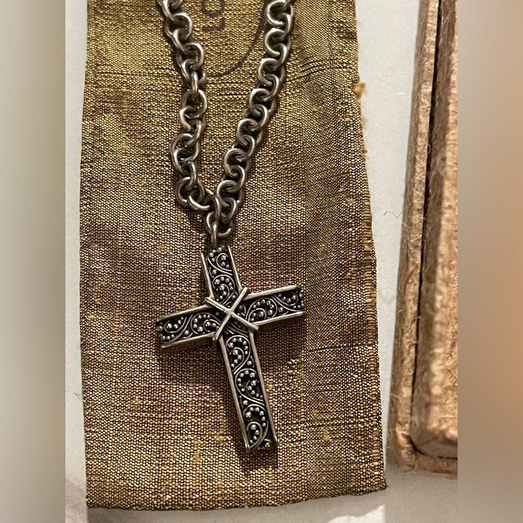 Lois Hill Sterling Cross Necklace And Sterling Silver Bracelet Free Earrings 241$